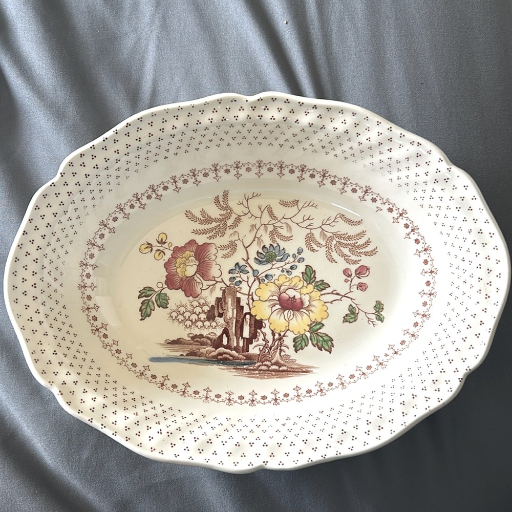 Oval Royal Doultan Dish made in England